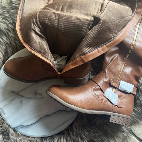 NIB Forever Justina Boots - Picture 11 of 14